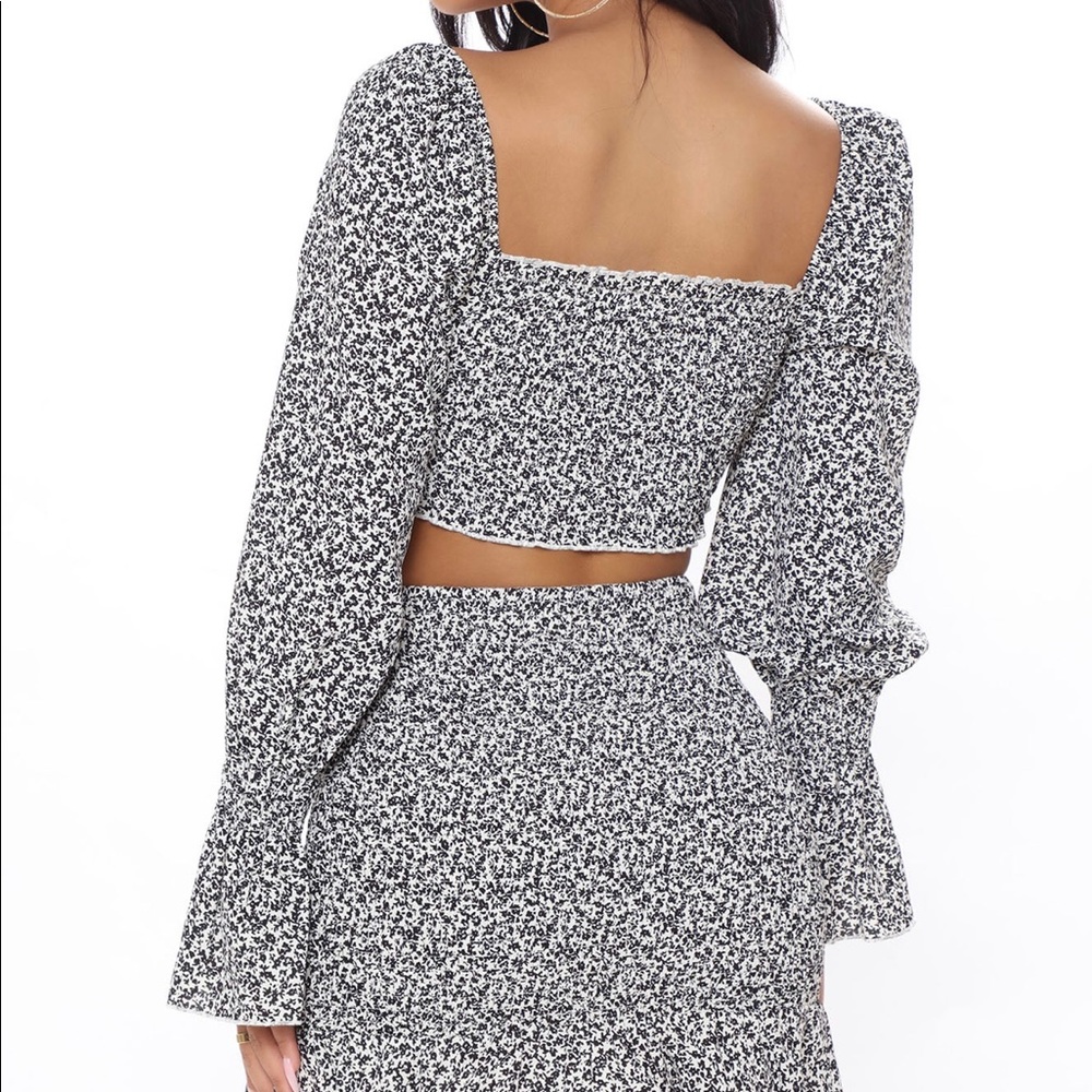 I bought it off of fashion nova and it’s too big. I can’t return it. NWT